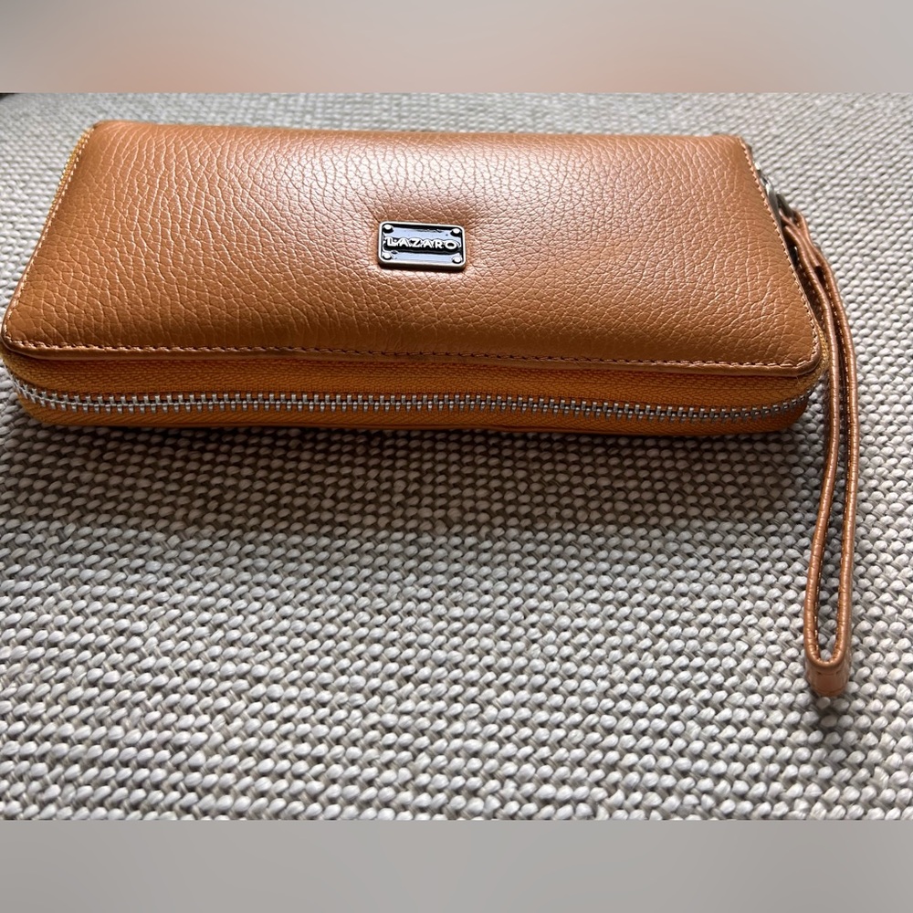 Genuine leather women's wallet from Argentina